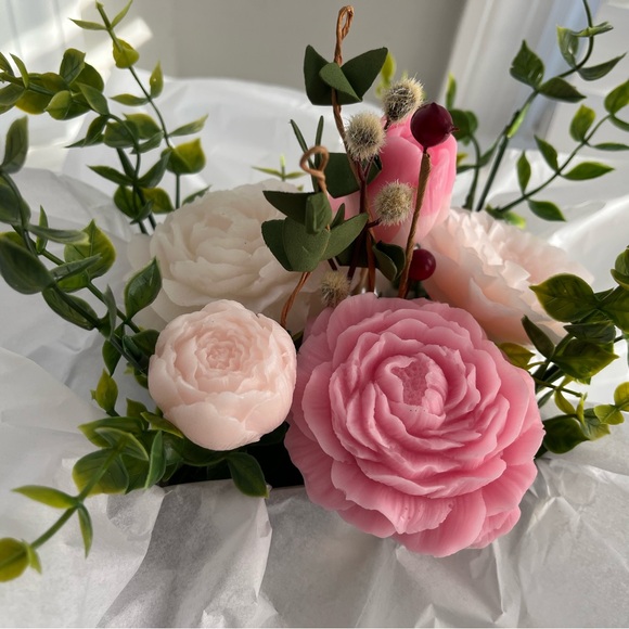 Unique Soap Flower Bouquets - Handmade with Love for Every Celebration! - Picture 8 of 11